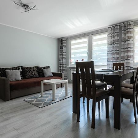 Apartament Przy Termach Cieplickich Julcia เยเลเนียกูรา ภายนอก รูปภาพ