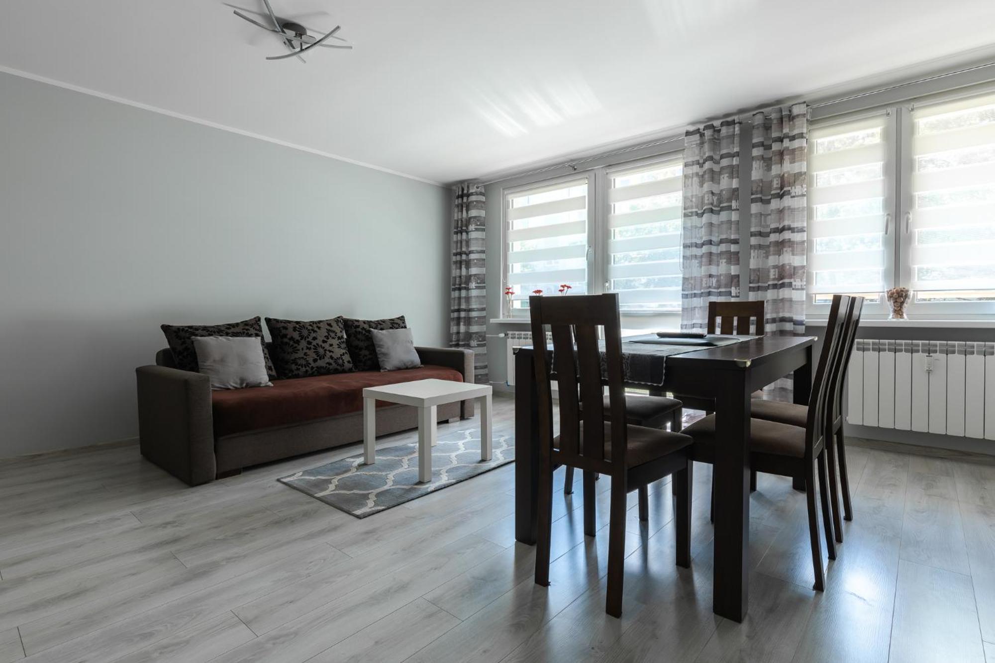 Apartament Przy Termach Cieplickich Julcia เยเลเนียกูรา ภายนอก รูปภาพ